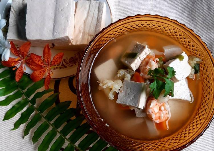 Langkah Mudah untuk Menyiapkan Sup Tahu Udang Anti Gagal