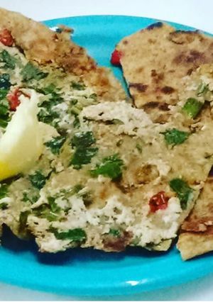 A picture of Aloo and Paneer Paratha.