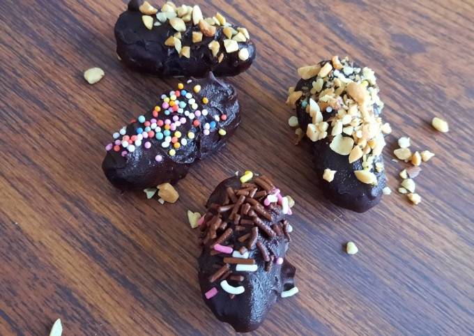 Bagaimana Membuat Kurma keju balut cokelat Anti Gagal