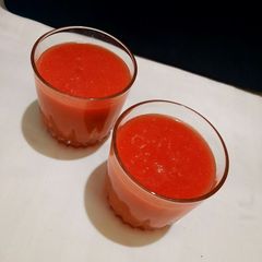 A picture of Watermelon juice.