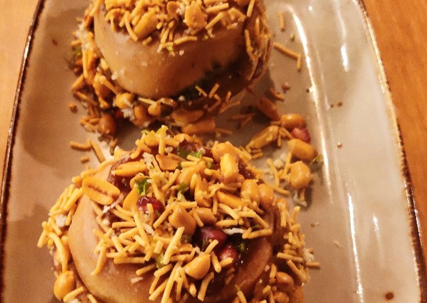 Street Style Dhabeli (Sweet Potato stuffing)