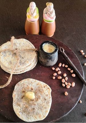 A picture of Groundnut Poli.