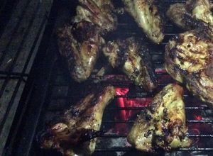 Une photo de Pilon de poulet mariné au Wasabi