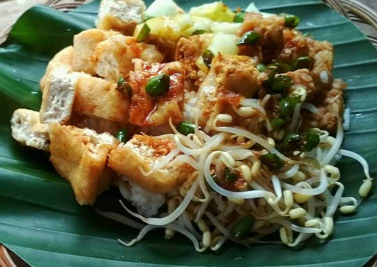 Langkah Mudah untuk Menyiapkan Nasi Lengko Khas Cirebon, Lezat