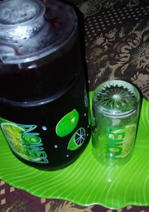 A picture of Zobo drink.