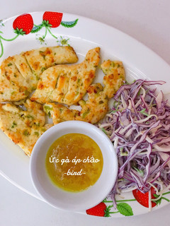 Hình của món Ức Gà Áp Chảo.
