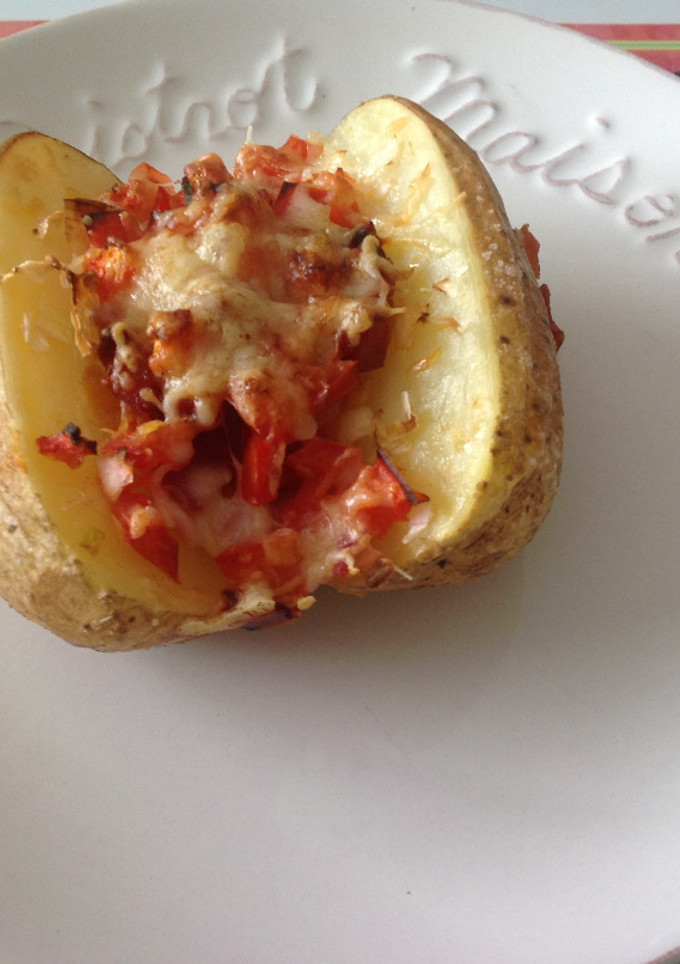Una foto de Patatas rellenas al horno