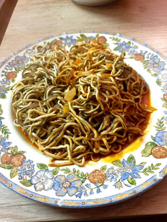 Una foto de Gulas al ajillo