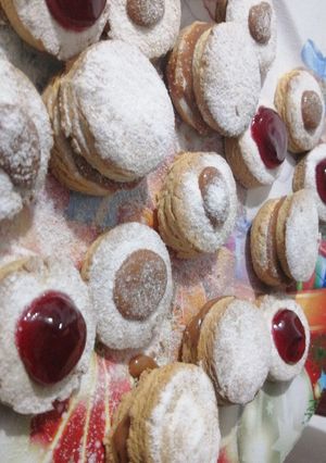 Una foto de Alfajores
