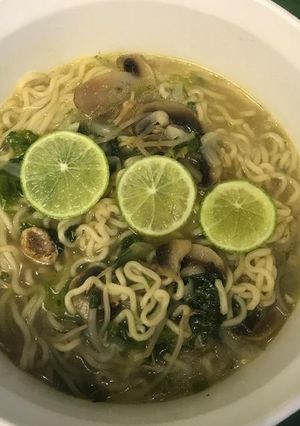 Una foto de PHO, SOPA TAILANDESA