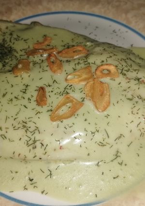 Una foto de Dorada a la espalda con pil pil de plancton