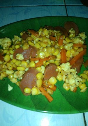 Foto resep jaworsostel (jagung, wortel, sosis, telur)