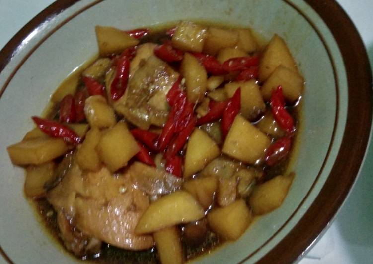 Cara Gampang Membuat Ayam kentang kecap bumbu alakadar tetep enak yang Sempurna