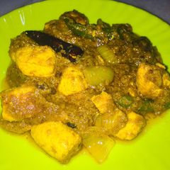 A picture of Paneer do pyaza.