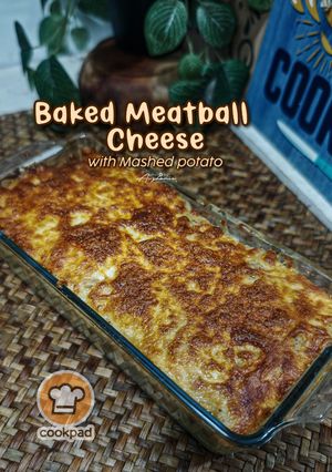 Gambar Baked meatball cheese with mashed potato