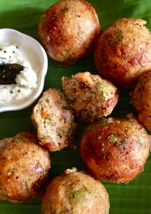 A picture of Millet horse gram kuzhi paniyaram.