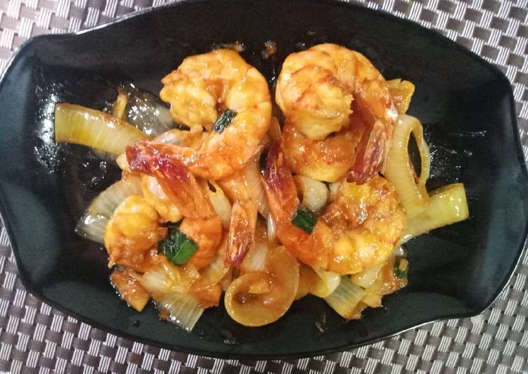 Udang saus mentega