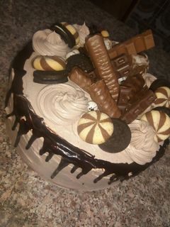 صورة لوصفة كعكة عيد ميلاد بشكولاطة