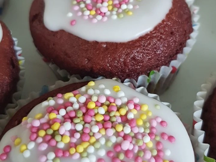 Easy Steps to Prepare Red velvet cupcakes the Can Spoil the Tongue You can take Joss in your mouth