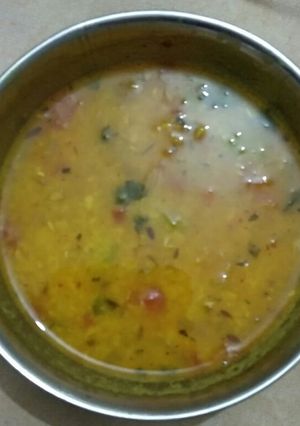 A picture of Dal fry.