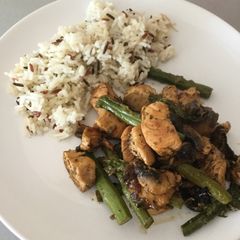 Chicken with asparagus, mushrooms and wild rice A picture of Chicken with asparagus, mushrooms and wild rice.