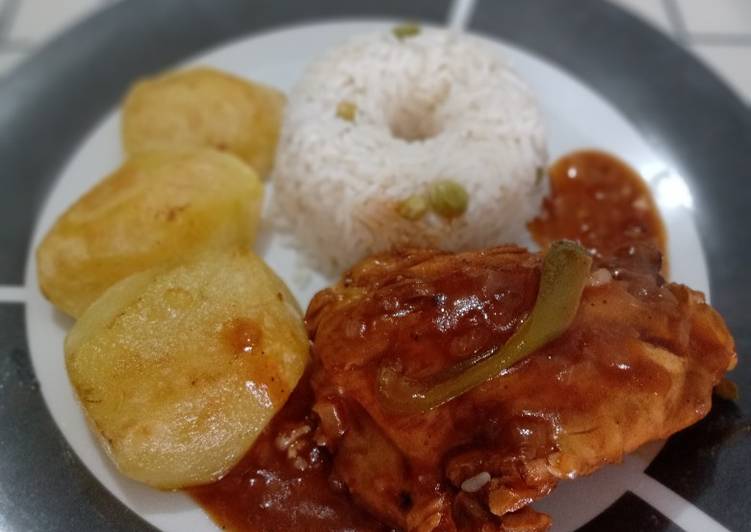 Pollo a la coca cola con papa dorada