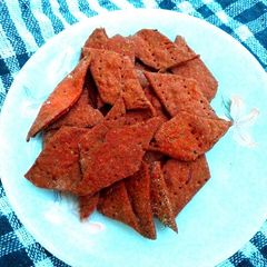 A picture of Baked Beetroot Shakkarpara.