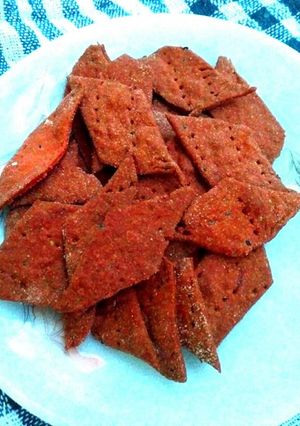 A picture of Baked Beetroot Shakkarpara.