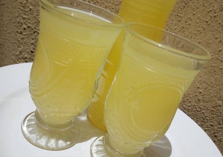 Simple Way to Make Award-winning Pineapple and ginger juice