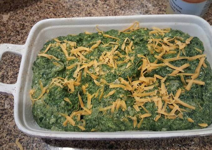 Recipe: Appetizing MAKE AHEAD HOLIDAY side, *Spinach casserole *