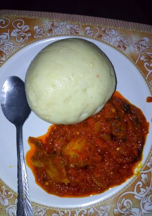 A picture of Pounded yam and stew.