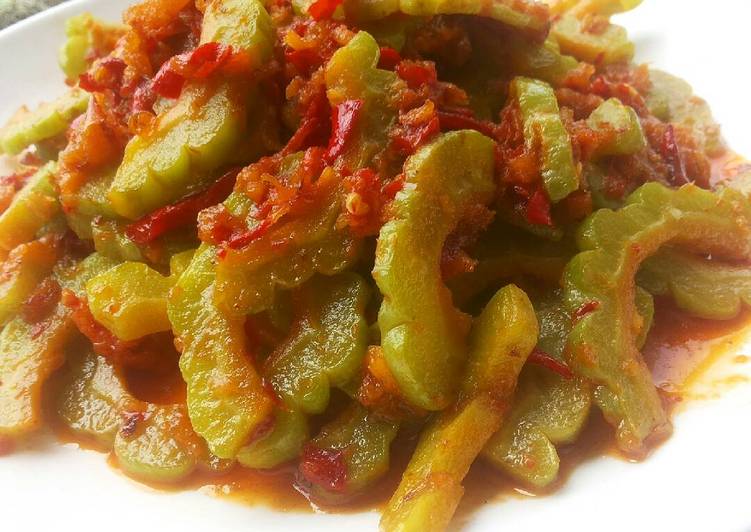 Resep Pare tumis sambal pake udang kering giling yang Enak