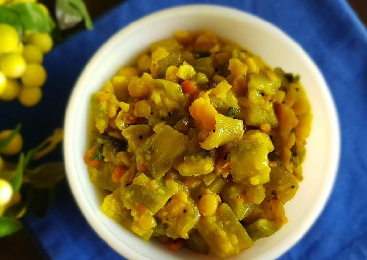 Simple Way to Make Any-night-of-the-week Ridgegourd kootu/ Peerkanga kootu/ Turai sabzi