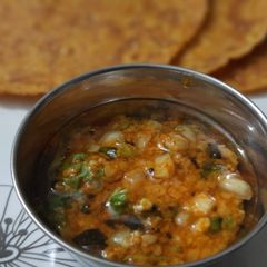 A picture of Peanut chutney.