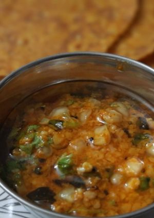 A picture of Peanut chutney.