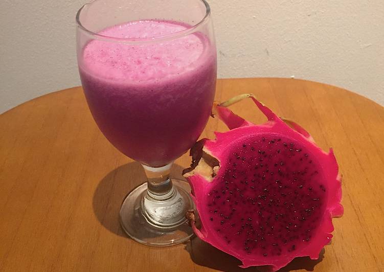 Dragon Fruit Smoothie