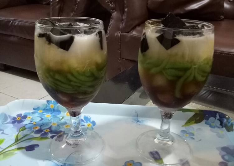 Cara Gampang Menyiapkan Es Cendol Tape Cincau yang Enak