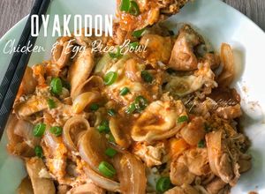 Gambar Oyakodon (Chicken and Egg Rice Bowl)