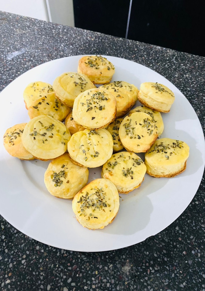 Una foto de Scones de queso