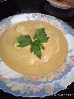 Una foto de Crema de arvejas (guisantes partidos)