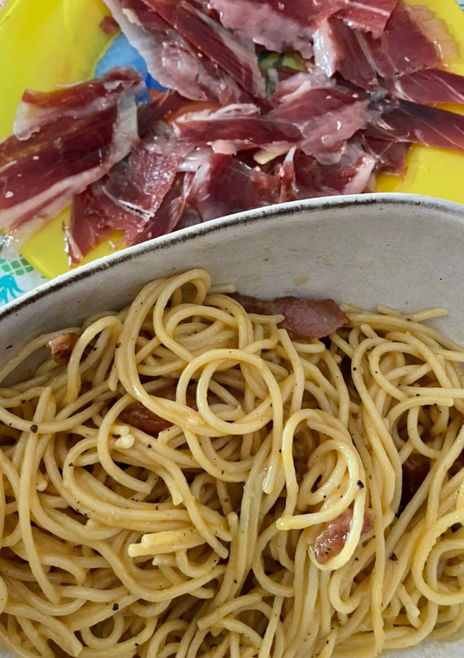 Una foto de Spaghetti carbonara