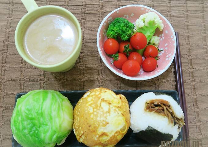 【省時料理】日式高麗菜飯團＆蛋皮飯糰 食譜成品照片