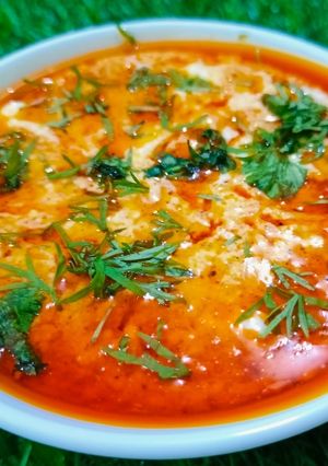 દહીં તીખારી (Dahi Tikhari Recipe In Gujarati) રેસીપી મુખ્ય ફોટો