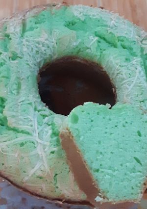 Foto resep Bolu (putih telur) pandan keju
