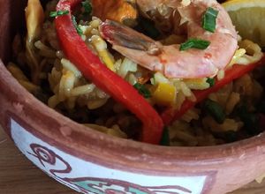 Una foto de Paella