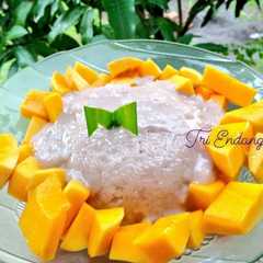 A picture of Mango Sticky Rice.