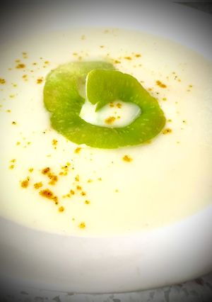 Foto principal de Crema de Coliflor y Manzana