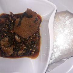 A picture of Vegetable soup (eforiro).