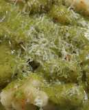 Ñoquis con salsa de pesto 🌱