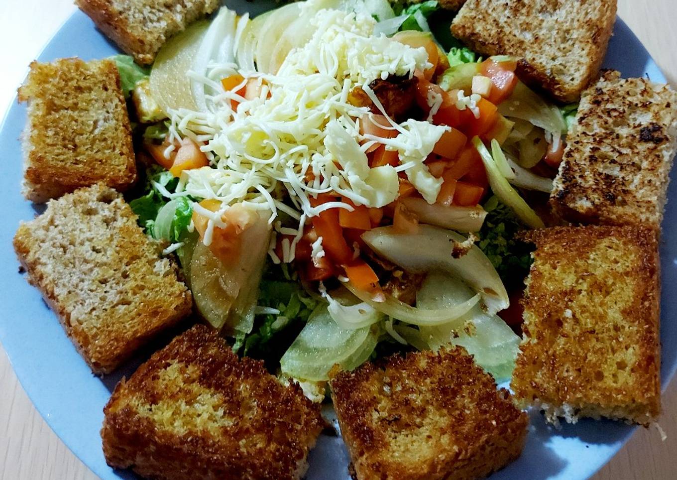 Salad Sayur Roti Gandum